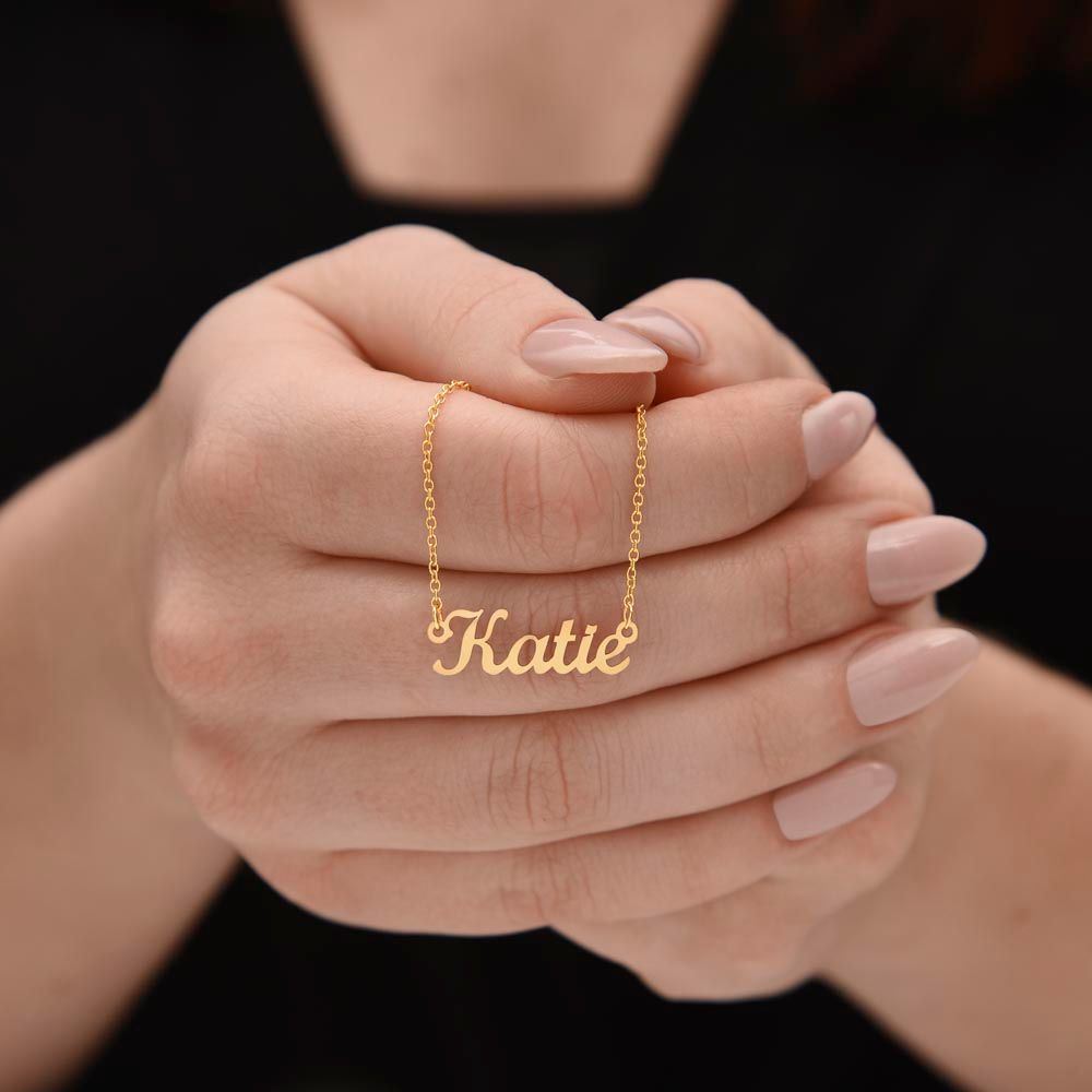 To my Mother custom beautiful name necklace